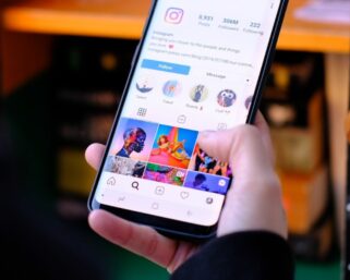 Why are my Instagram Stories blurry?